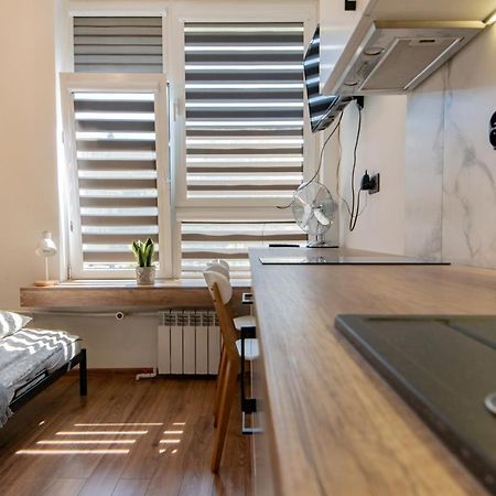 Komfortowe Studio Scisle Centrum Радом Екстериор снимка