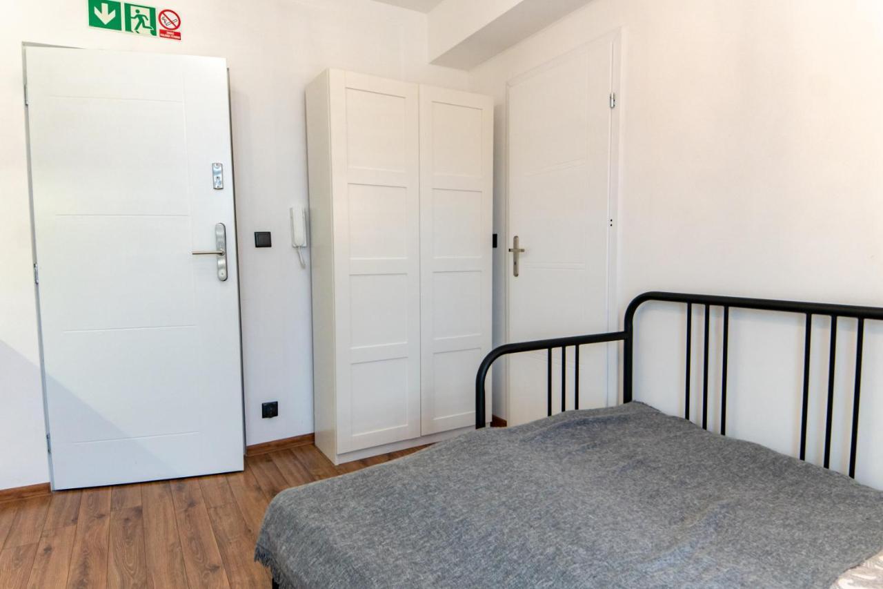 Komfortowe Studio Scisle Centrum Радом Екстериор снимка