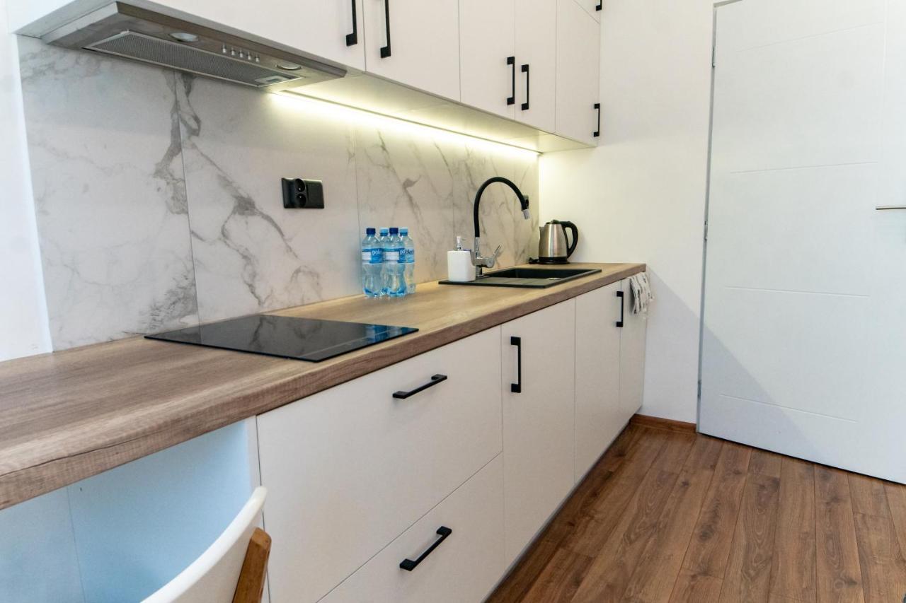 Komfortowe Studio Scisle Centrum Радом Екстериор снимка