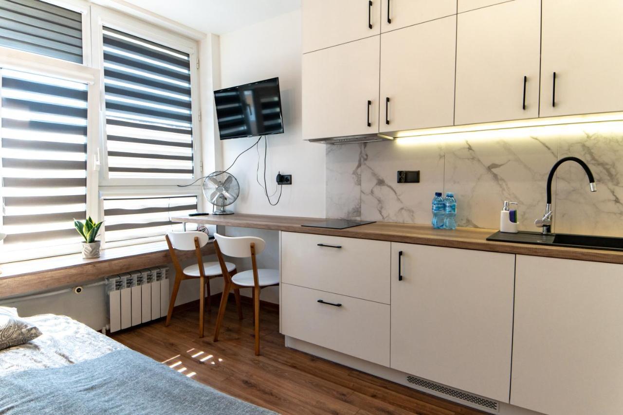 Komfortowe Studio Scisle Centrum Радом Екстериор снимка